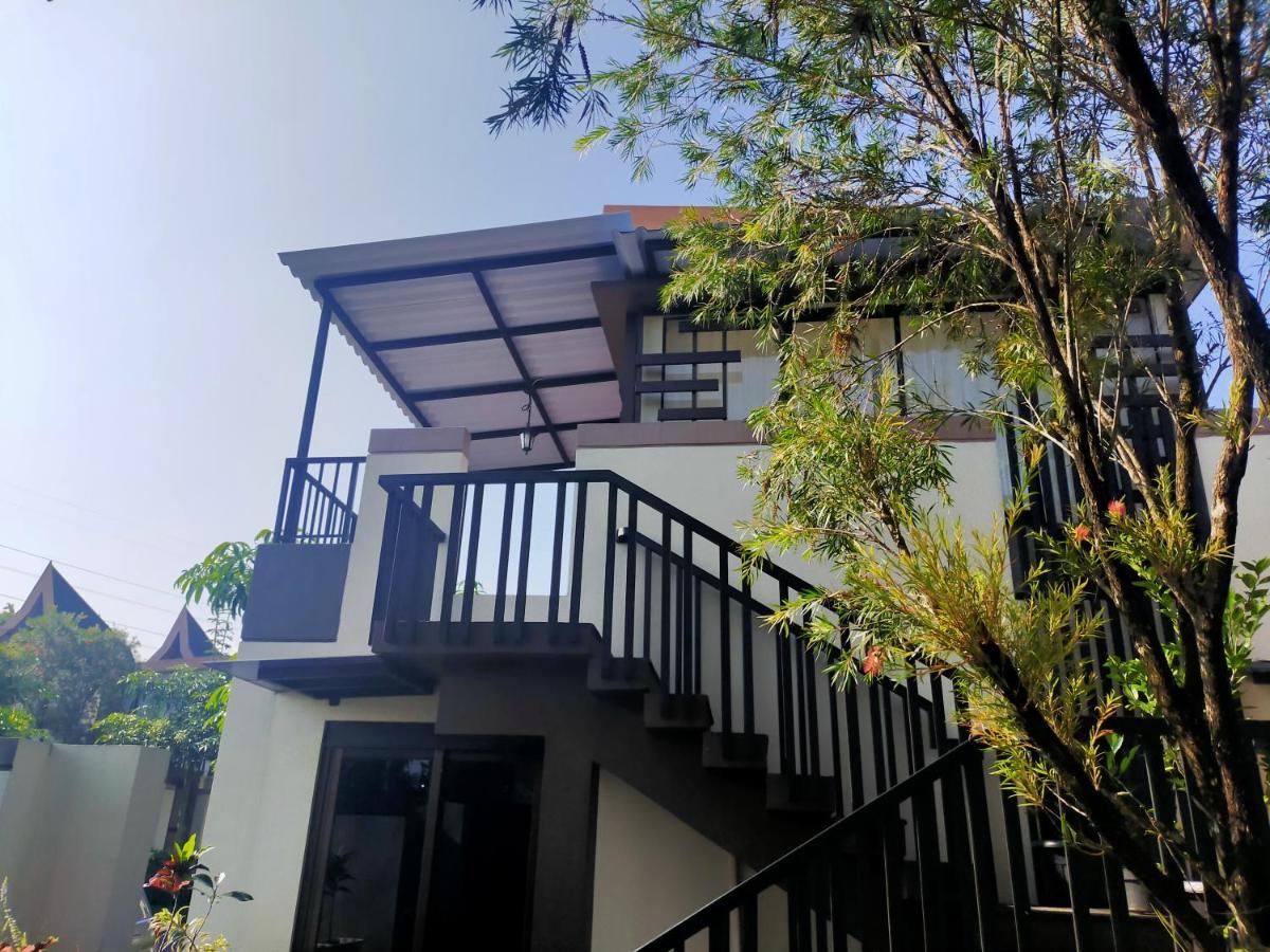 Villa Vimala Hill And - 3 Bedrooms *
